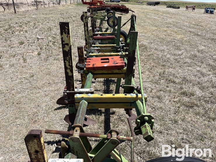 6r30"-ditcher-image-15