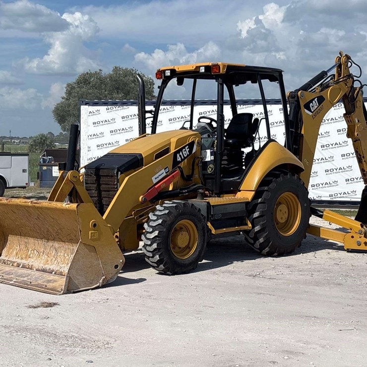 2015 CATERPILLAR 416F