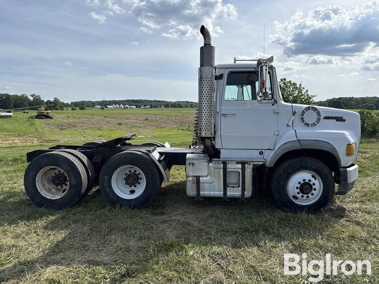 1989-ford-l9000-image-4