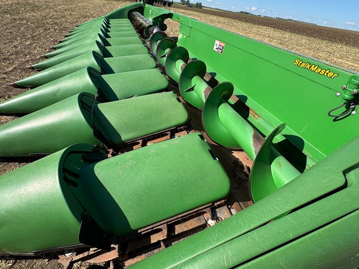 john-deere-612c-image-33