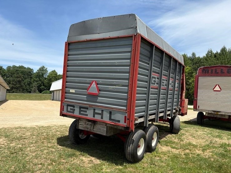 gehl-970-image-4