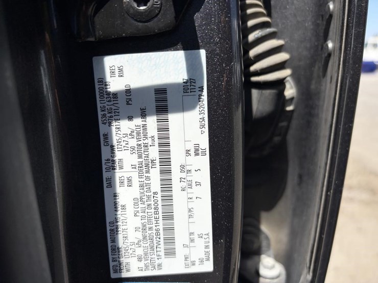 2017-ford-f250-xl-image-18
