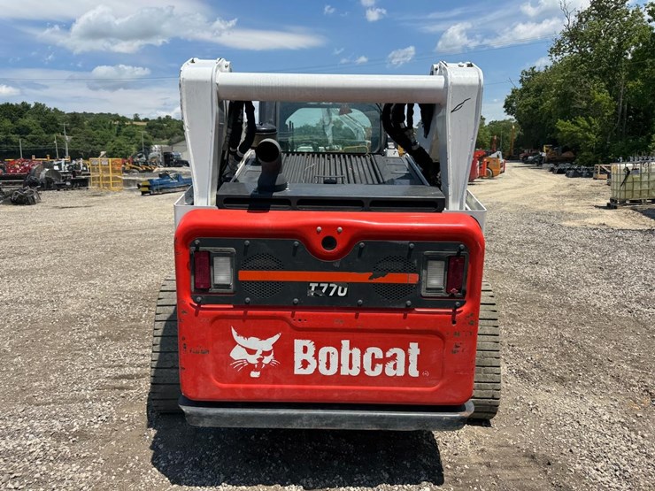 2023-bobcat-t770-image-5