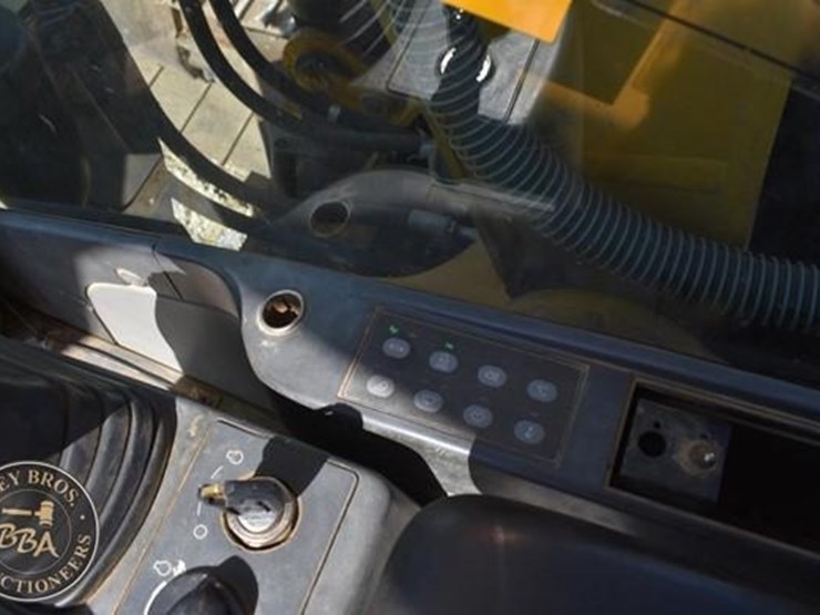 2011-caterpillar-312d-image-47