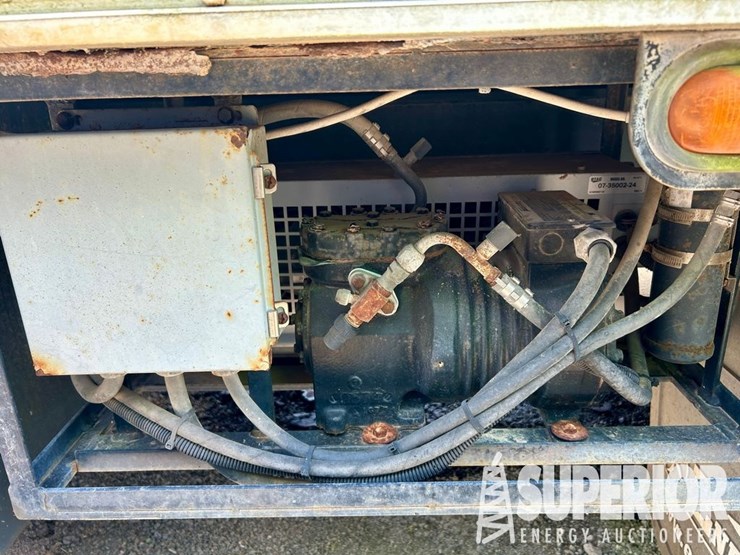 2011-caterpillar-c7-image-26