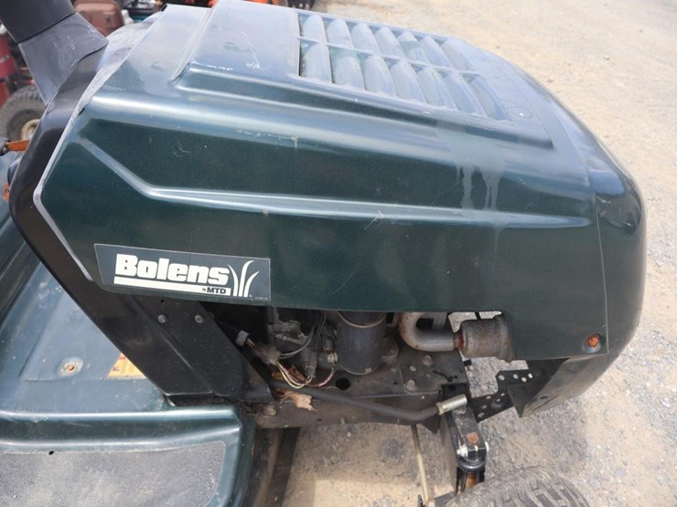 bolens-gear-driven-tractor-image-15