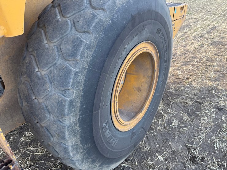 deere-624l-image-18