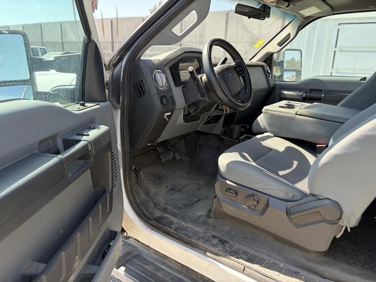 2012-ford-f250-sd-image-13