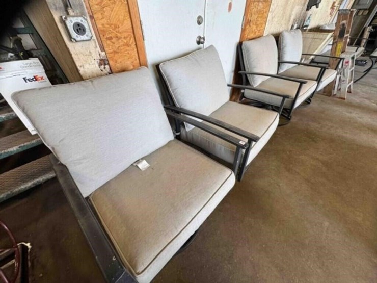 4-patio-chairs-image-1