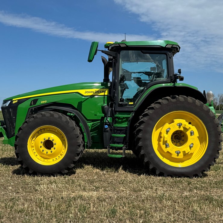 2023 JOHN DEERE 8R 340