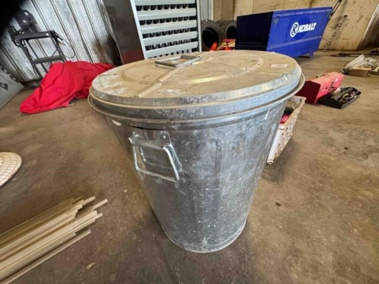 aluminum-trash-can-image-1