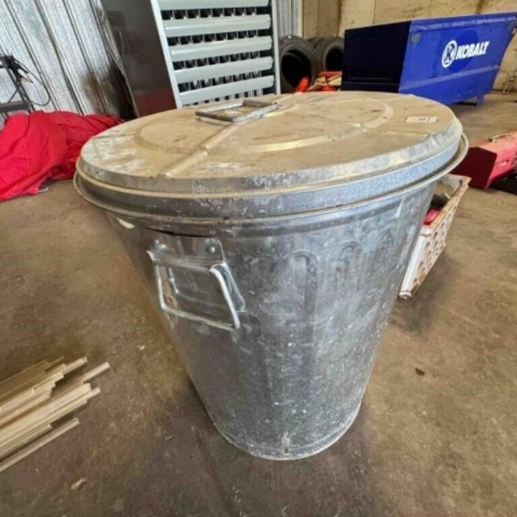 ALUMINUM TRASH CAN