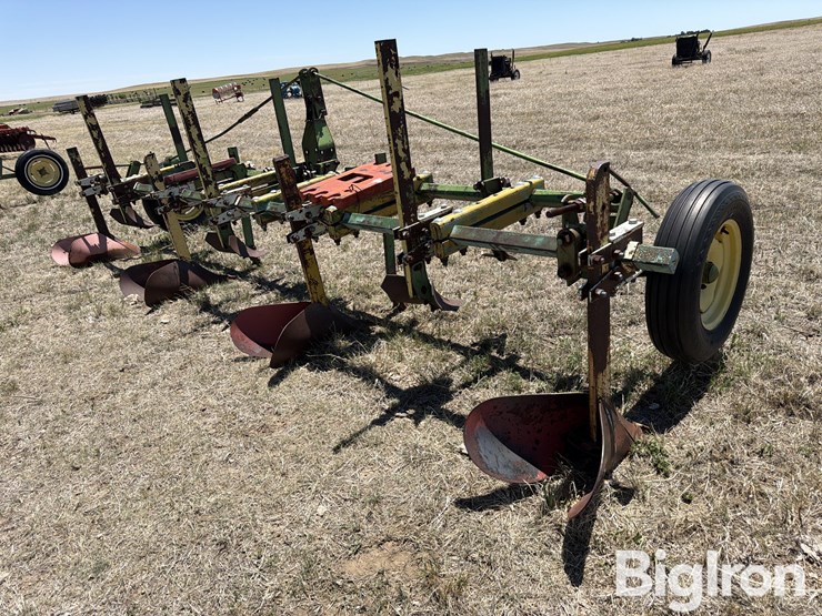 6r30"-ditcher-image-5