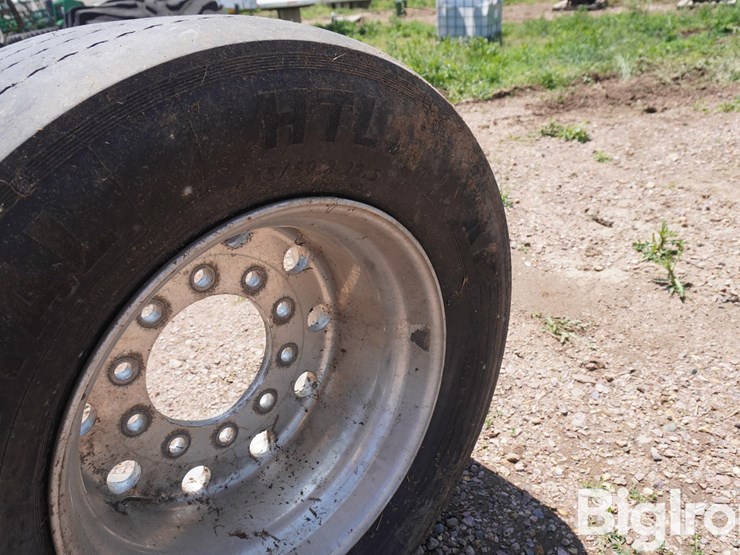 445/50r22.5-tire-&-rim-image-11