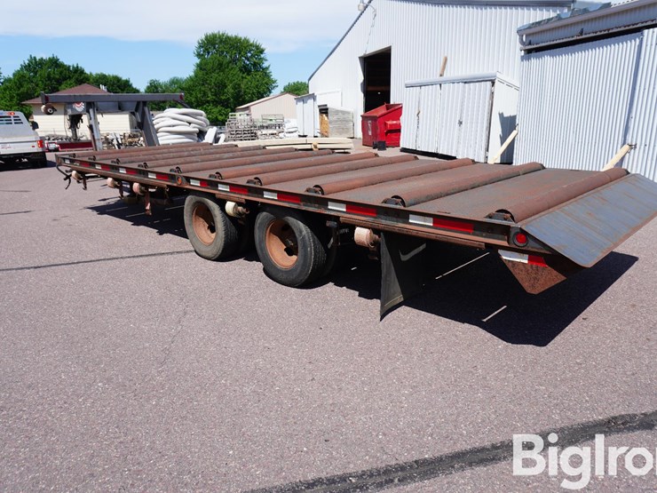 2007-iron-steer-10r25-25'-t/a-gooseneck-roller-trailer-image-7