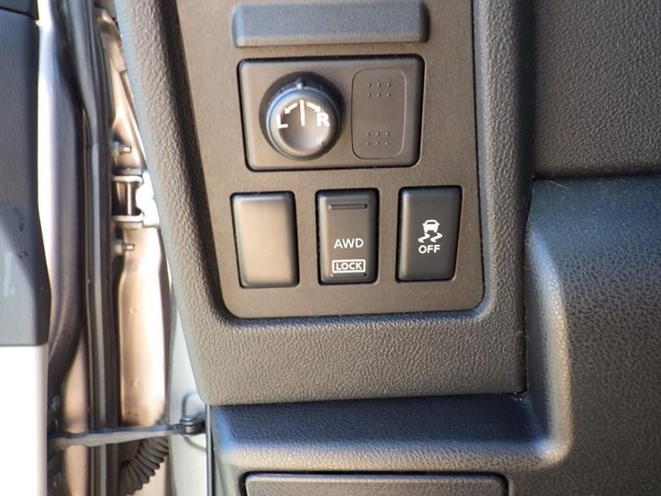 2013-nissan-rogue-image-20