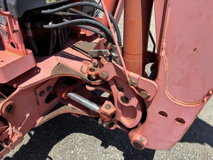 2007-kubota-l39-image-21
