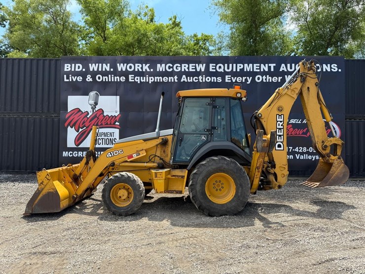 deere-410g-image-1