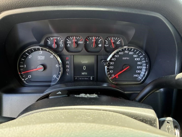 2019-chevrolet-silverado-1500-image-16
