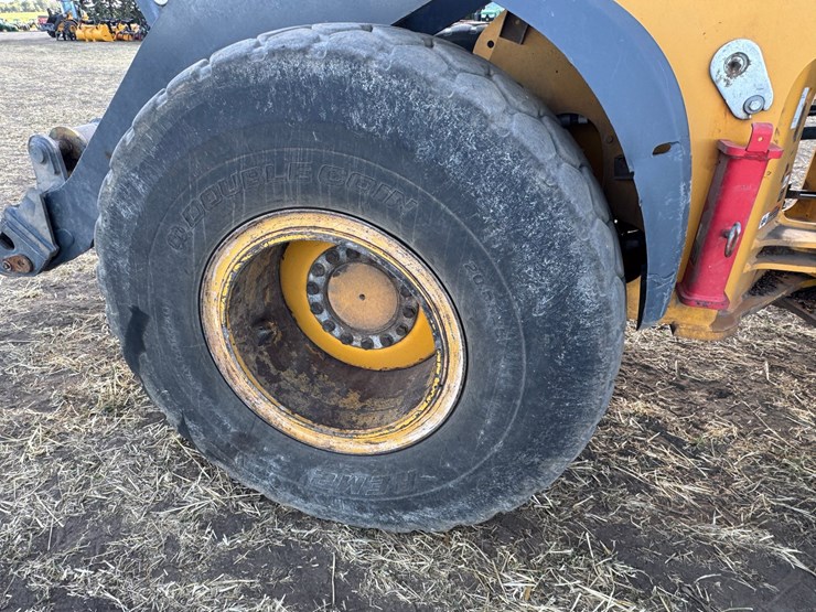 deere-624l-image-13