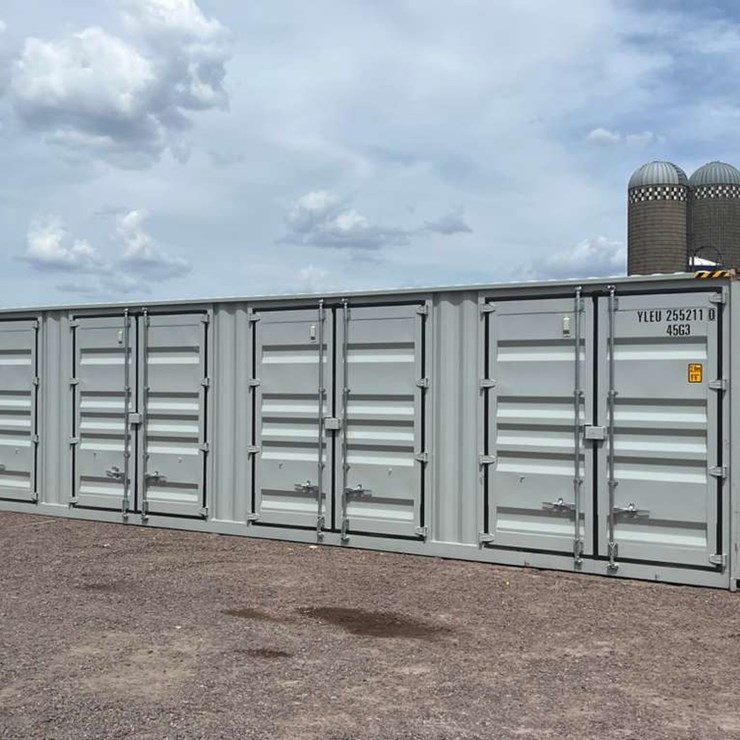 #4001 • 40ft Shipping Container