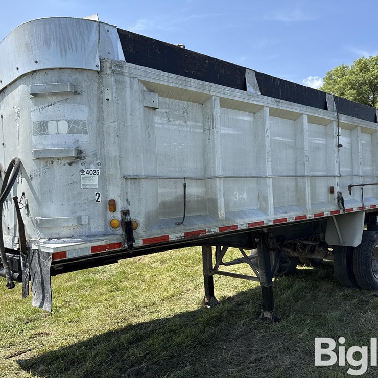 2002 Thiele 26’ T/A Aluminum End Dump Trailer