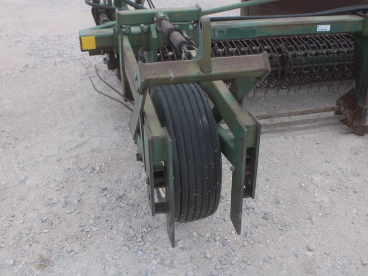 #1020-•-1996-pickett-6r30a-one-step-bean-cutter-image-57