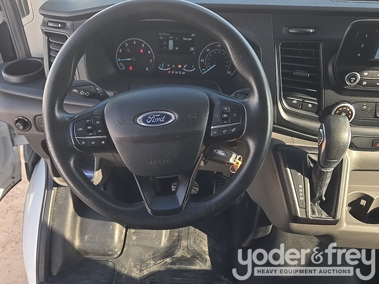 2020-ford-transit-image-38