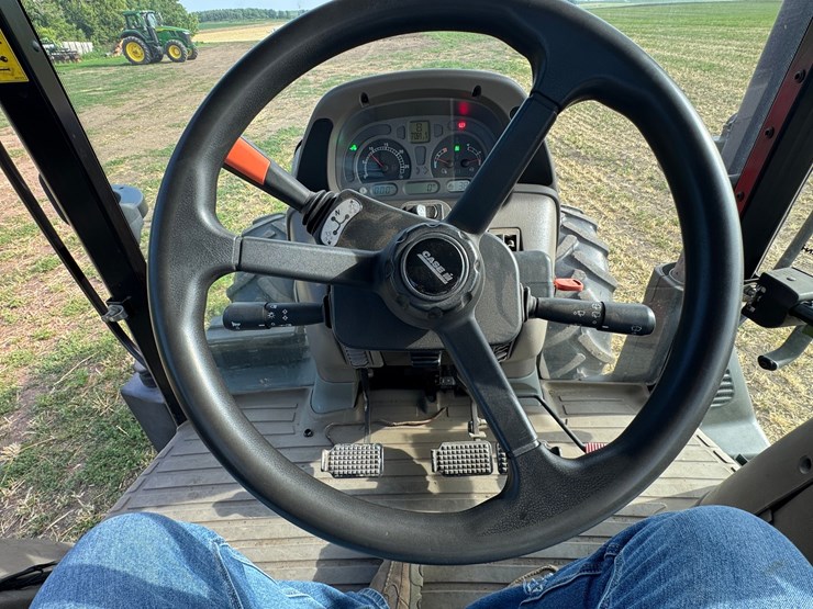 case-ih-maxxum-150-image-39