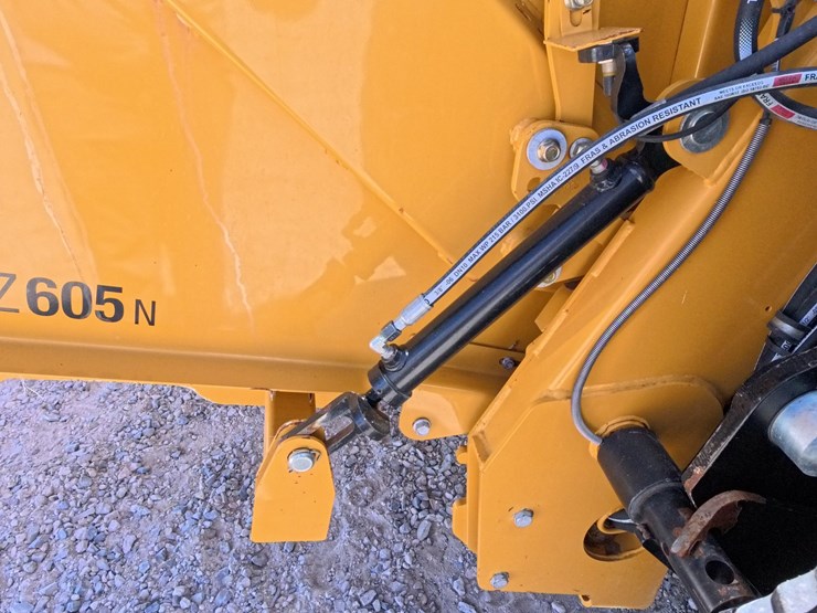 #1027-•-2020-vermeer-zr5-self-propelled-baler-image-65