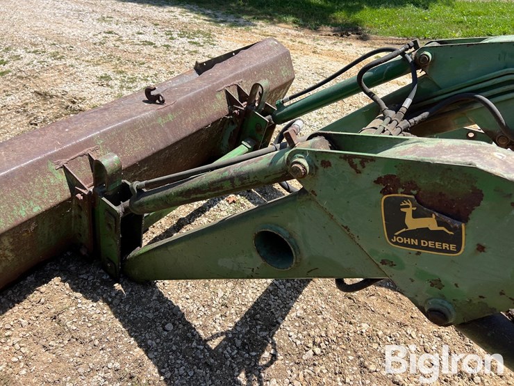 john-deere-158-image-13