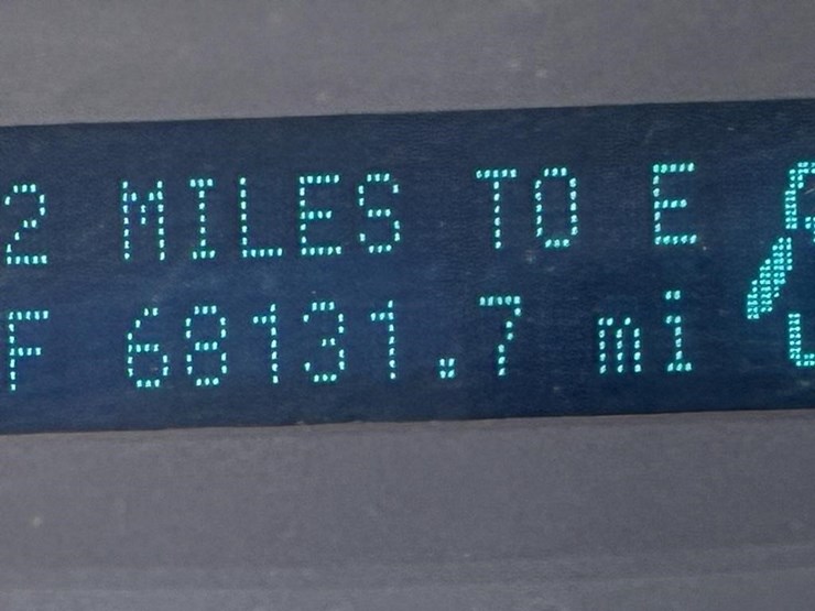 2011-ford-f550-image-17
