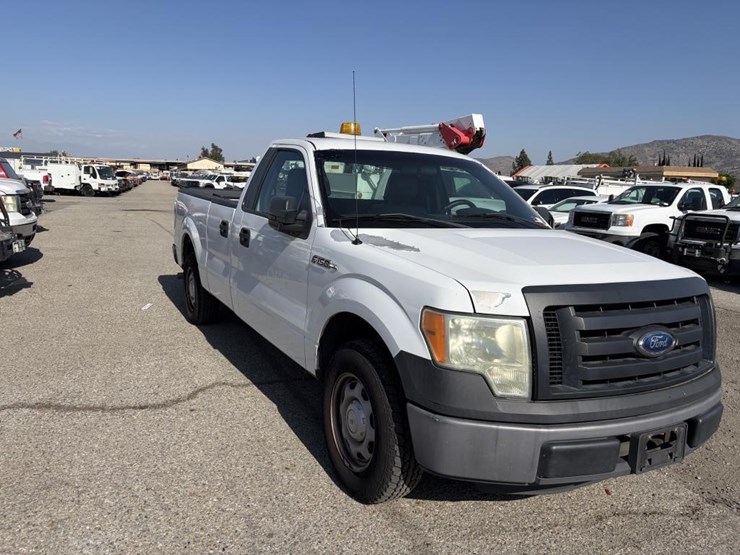 2011-ford-f150-image-2