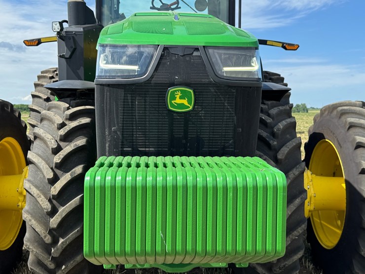 2023-john-deere-8r-340-image-21