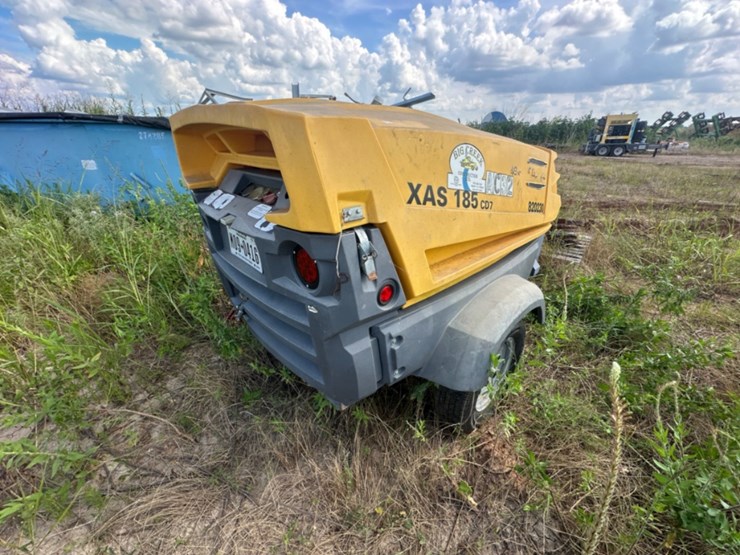2016-atlas-copco-xas185-image-3
