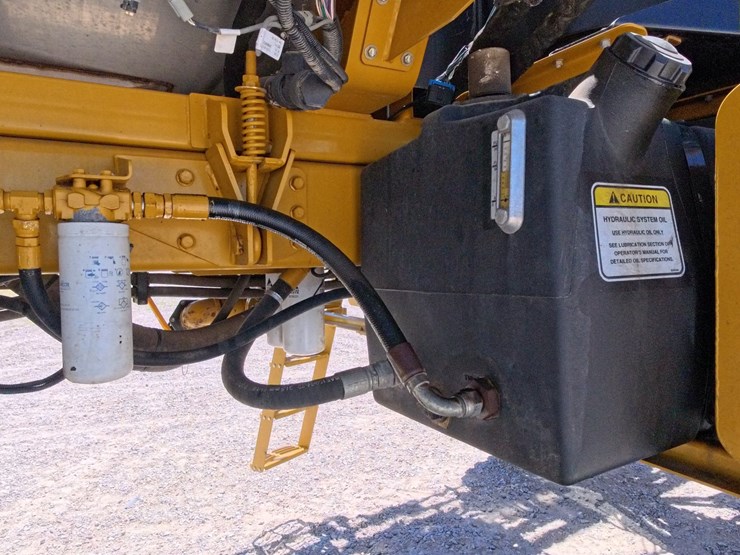 2005-ag-chem-rogator-ss1074-image-75