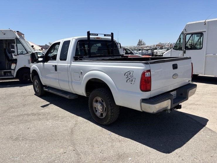 2011-ford-f250-image-4