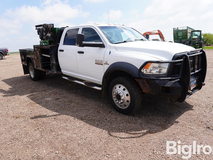 2013-ram-5500-4x4-crew-cab-service-truck-w/air-&-fuel-image-3