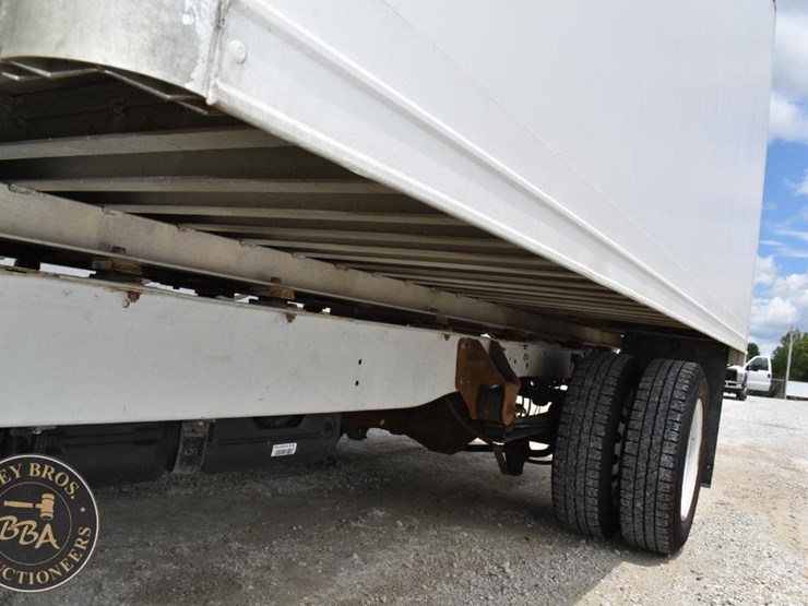 2019-ford-transit-image-11