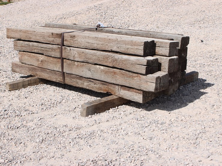 #2009-•-used-railroad-ties-(20-count)-image-2