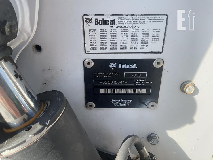 2005-bobcat-s300-image-19