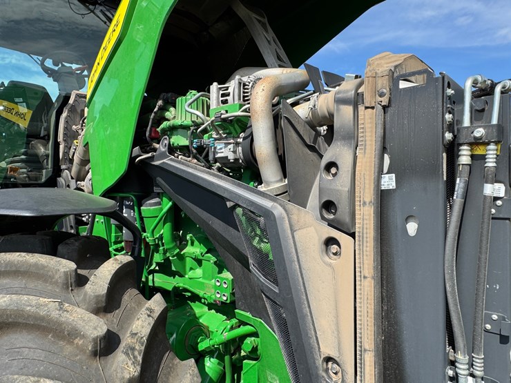 2023-john-deere-8r-340-image-33