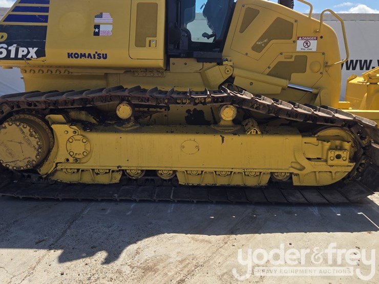 2021-komatsu-d61px-24-image-13