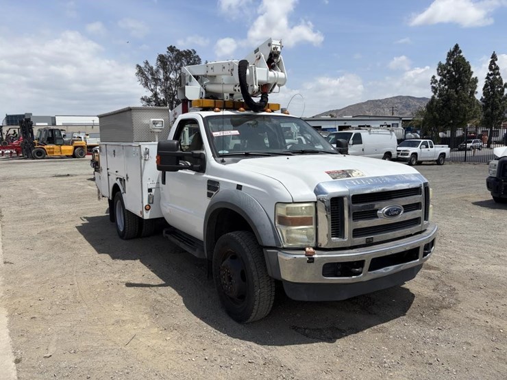 2008-ford-f550-image-2