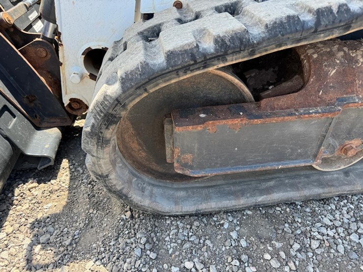 2022-bobcat-t595-image-14