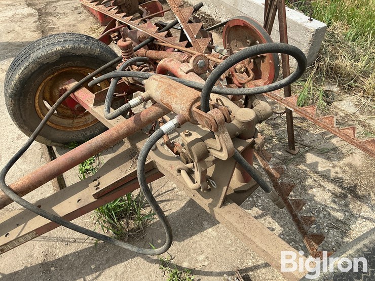 massey-ferguson-7-image-10
