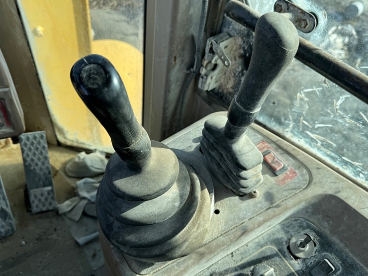 deere-544h-image-28