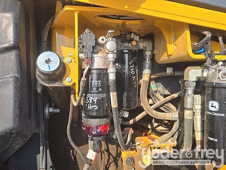 2023-deere-650-lgp-image-33