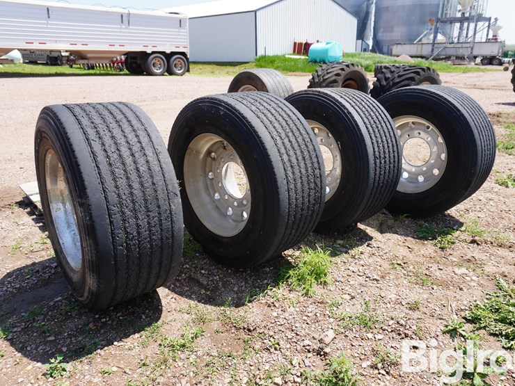 michelin-445/50r22.5-tires-&-rims-image-8