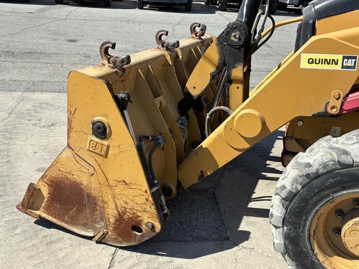2014-caterpillar-430e-image-8